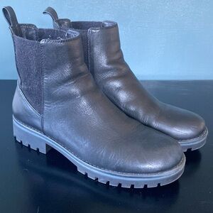 Crown Vintage Tipryn Chelsea Boot